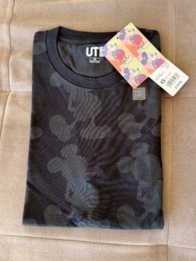 Uniqlo Andy Warhol Mickey Art T-shirt